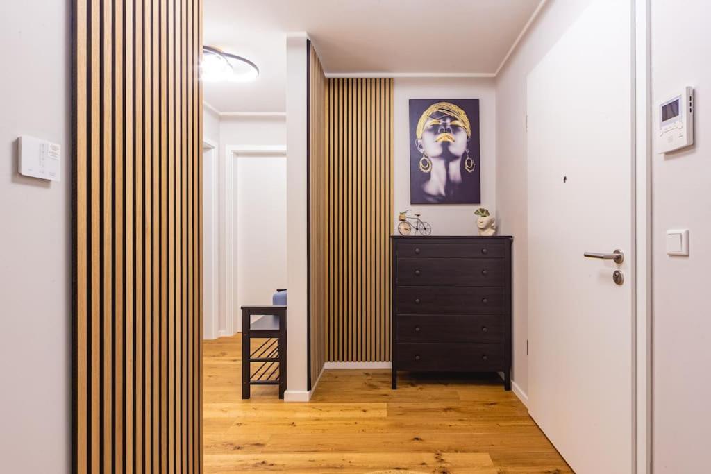 A&V Apartments Wunderschoene Penthouse Wohnung Moers Eksteriør bilde