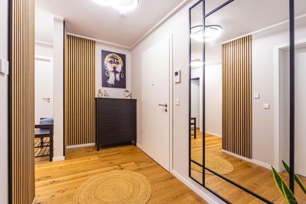 A&V Apartments Wunderschoene Penthouse Wohnung Moers Eksteriør bilde